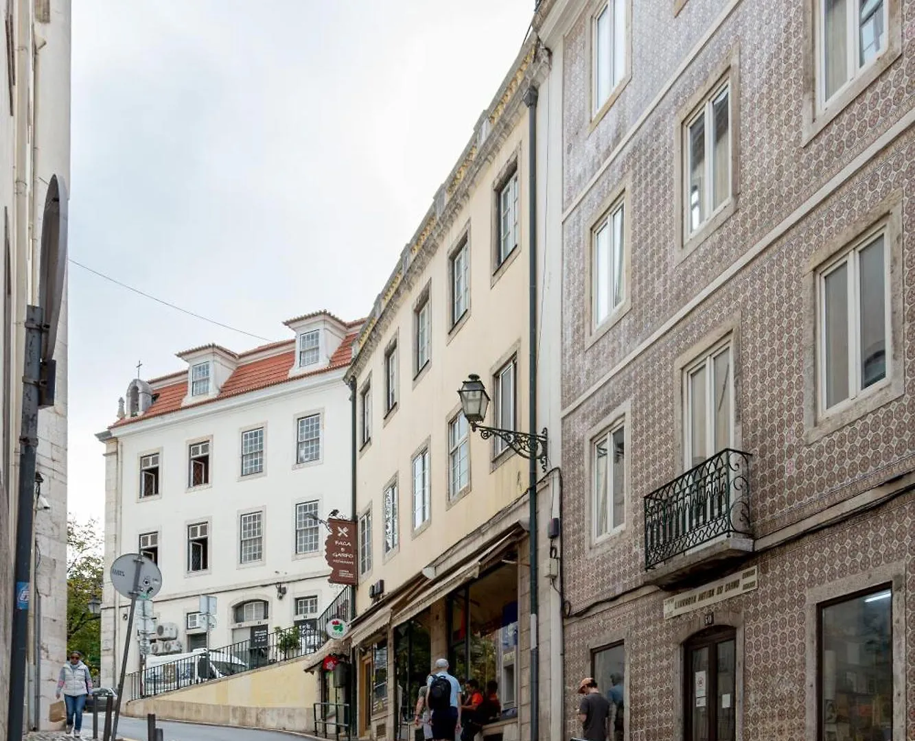 Joivy Inviting Flat Next To Carmo Convent Apartment Lisbon Portugal