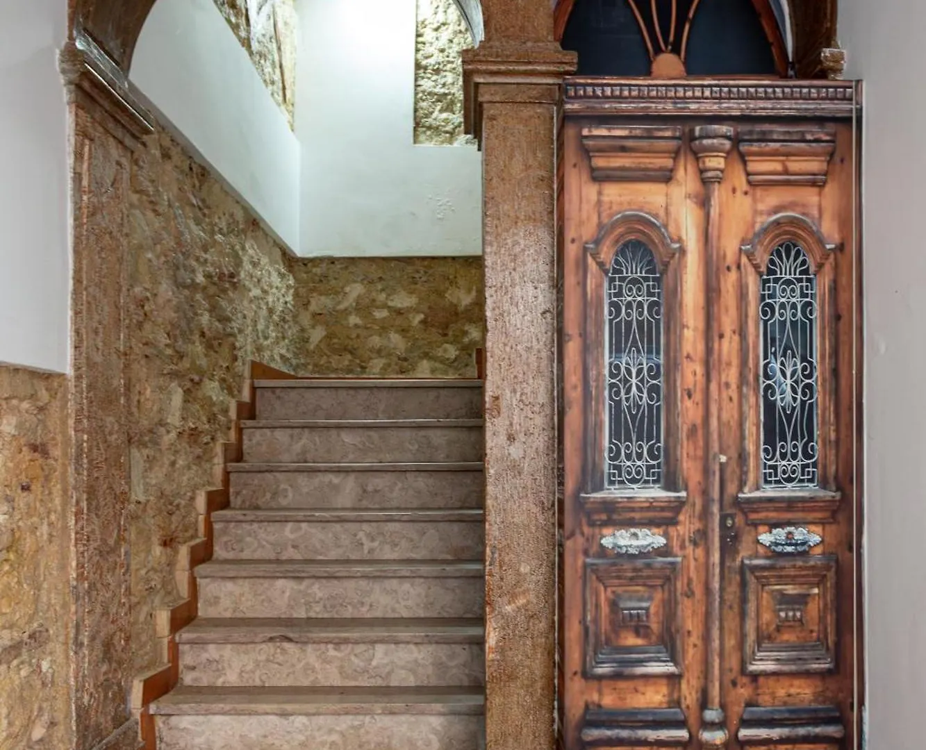 Joivy Inviting Flat Next To Carmo Convent Apartment Lisbon