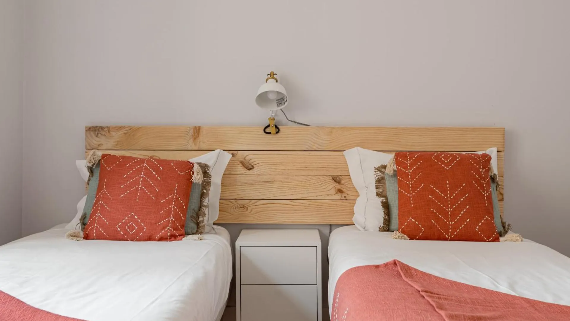 Joivy Inviting Flat Next To Carmo Convent Apartment Lisbon Portugal
