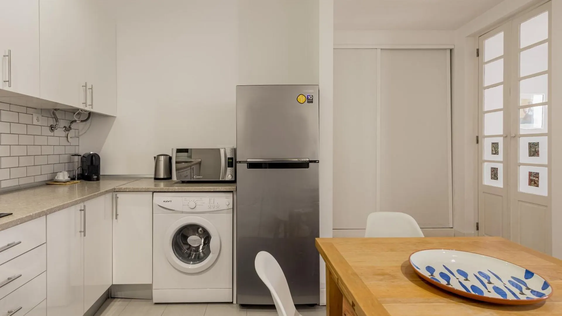 Joivy Inviting Flat Next To Carmo Convent Apartment Lisbon