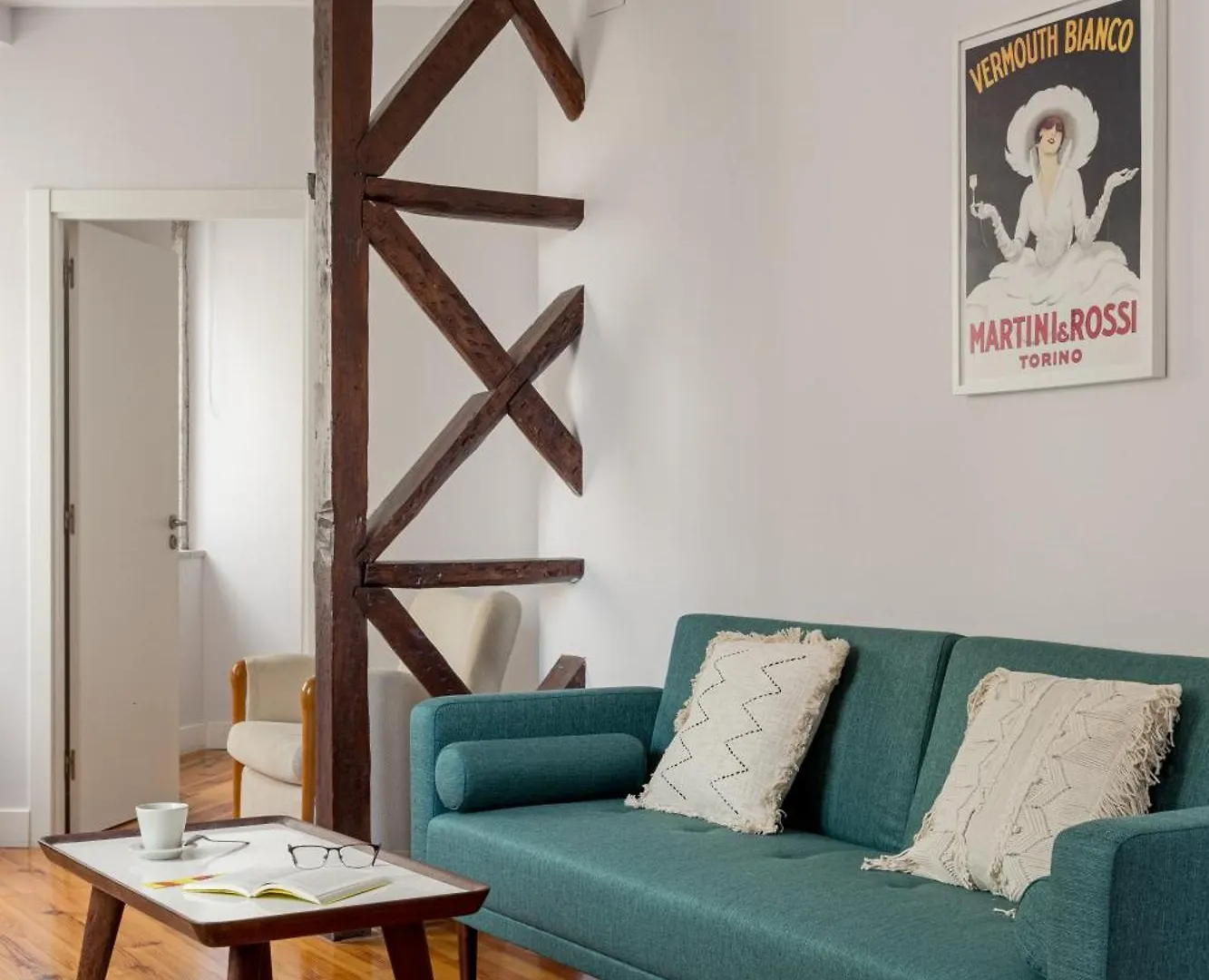 Joivy Inviting Flat Next To Carmo Convent location
